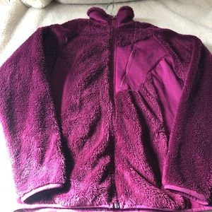 Columbia maroon fleece jacket w/ nylon sizes small
